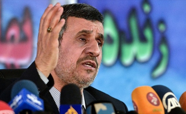 Ahmedinejad'a eski kabinesinden 'ülkeyi karıştırma' suçlaması