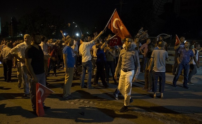 'Ay yıldızlı bayrağı görmelerine rağmen ateş ettiler'