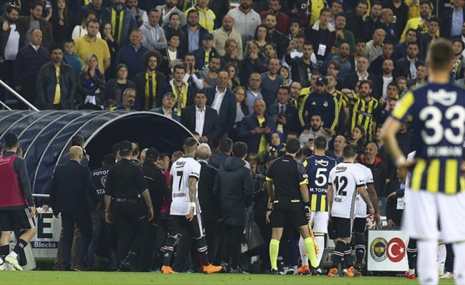 Fenerbahçe-Beşiktaş derbisi kaldığı yerden devam edecek