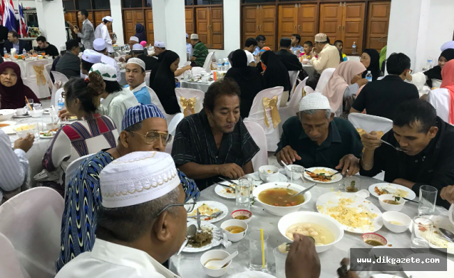 Bangkok’da TİKA ile iftar vakti!..