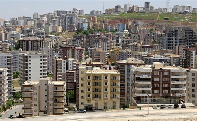 'Emlakçılık her önüne gelenin yaptığı iş olmaktan çıkacak'