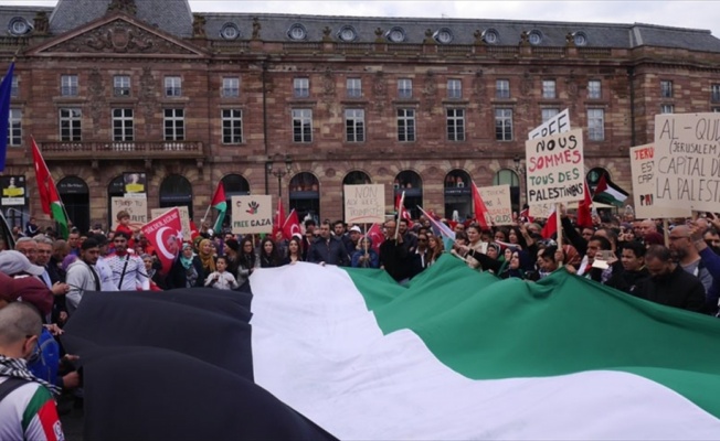 Fransa'da Filistin'e destek gösterileri düzenlendi