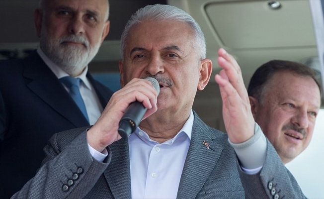 Başbakan Yıldırım: Kandil'i başlarına yıkacağız