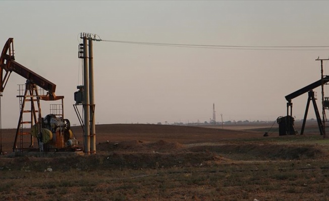 Esed rejimi ve YPG/PKK petrol takasında anlaştı