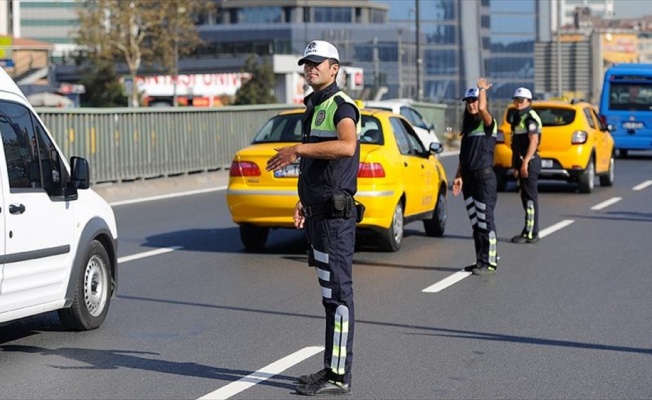 İstanbul'da bazı yollar trafiğe kapatılacak