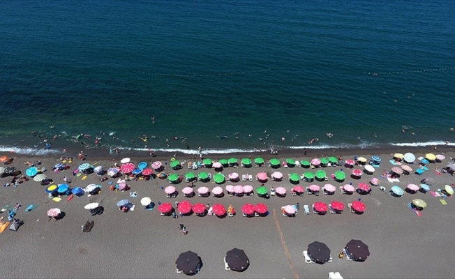 Batı Karadeniz&#039;in turizm merkezleri tatilcileri ağırlıyor