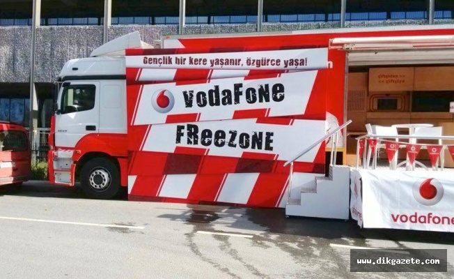 İstanbullulara, Vodafone Frerezone ile parkta caz keyfi