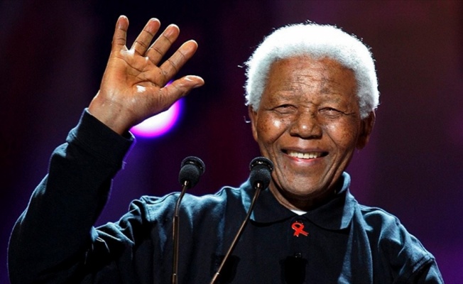 'Özgürlüğün lideri' Mandela