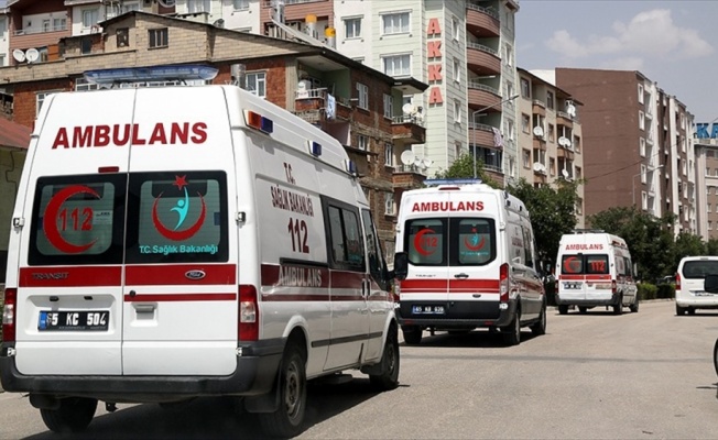 Van'daki terör operasyonunda yaralanan polis şehit oldu