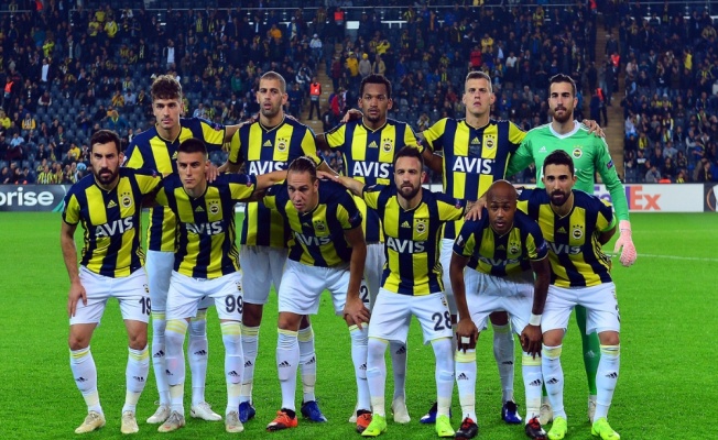 Fenerbahçe’de 14 futbolcunun sözleşmesi sona eriyor