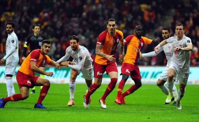 İlk yarıda 4 gol