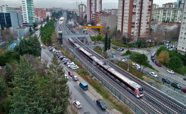 Marmaray ilk kez banliyö hattına çıktı