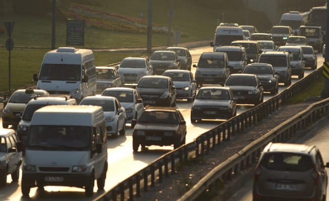 Motorlu taşıtlar vergisinde artış 2019'da yüzde 15.9 olarak belirlendi