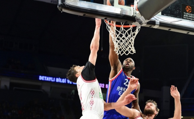 Anadolu Efes, Alman ekibi rahat geçti