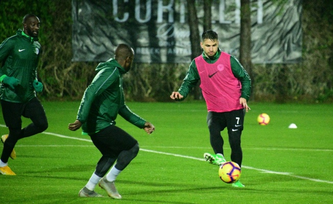 Atiker Konyaspor’un devre arası kampı başladı