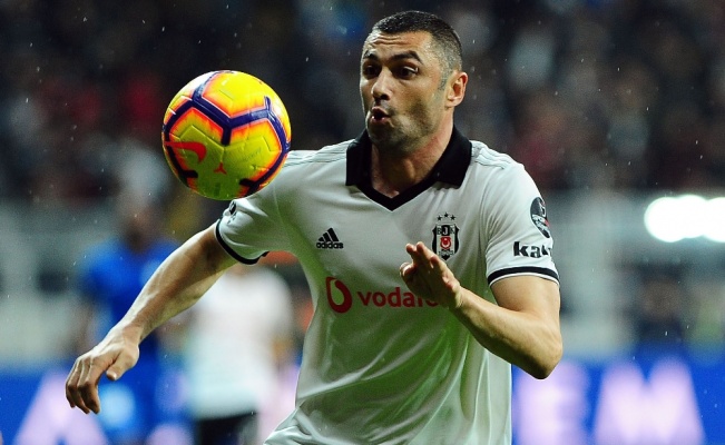 Burak Yılmaz cezalı duruma düştü