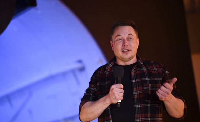 Elon Musk’tan "uçan araba" duyurusu