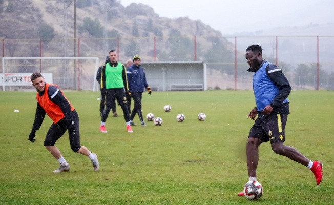 E.Yeni Malatyaspor  Muniru ile yollarını ayırdı