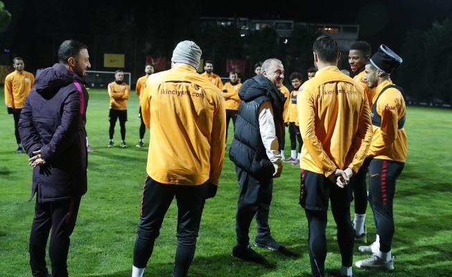 Galatasaray, ikinci yarı hazırlıklarına başladı