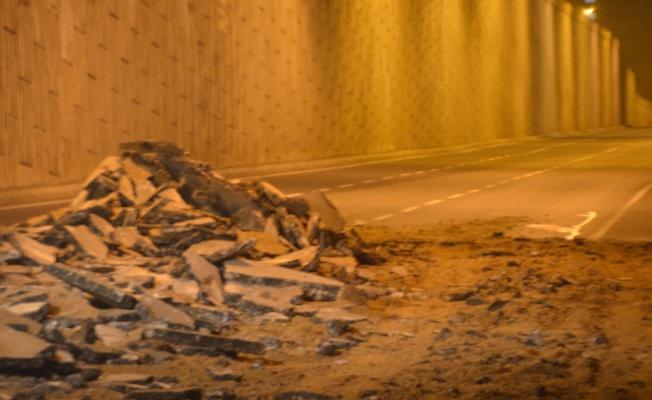 Kahramanmaraş’ta yol çöktü