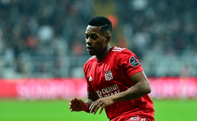 Robinho resmen M. Başakşehir’de