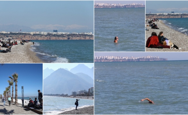 Antalya'da güneşli havada deniz keyfi