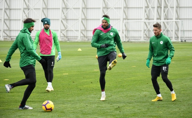 Atiker Konyaspor’da Göztepe mesaisi sürüyor