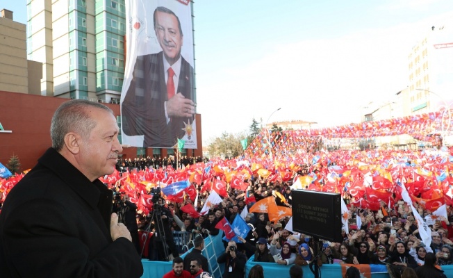 "Biz CHP’nin başındaki zat gibi..."