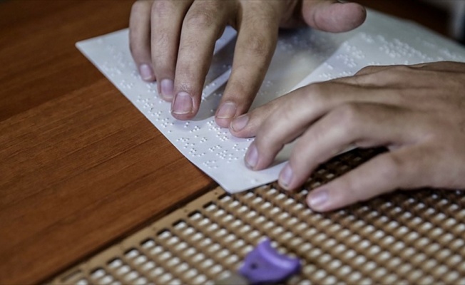 CHP'den Braille alfabesiyle hazırlanmış oy pusulası teklifi