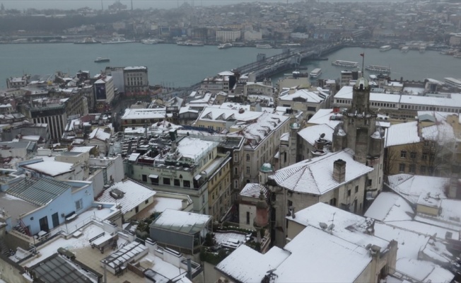 İstanbul'da eğitime kar engeli