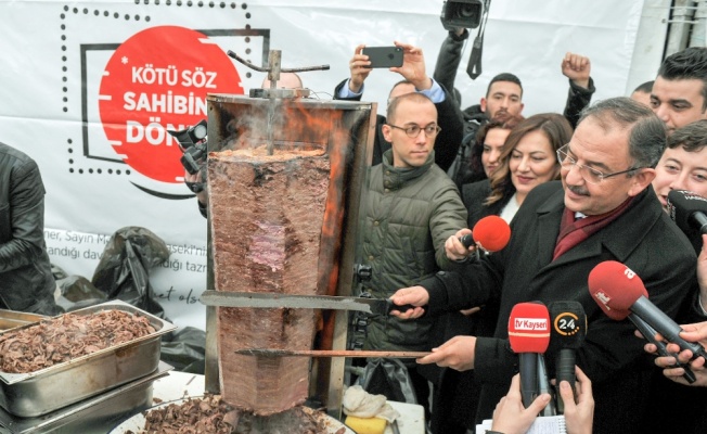 Kılıçdaroğlu’ndan aldığı tazminat ile döner ziyafeti verdi