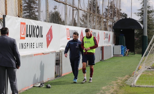 Novak çıktığı ilk antrenmanda yine sakatlandı