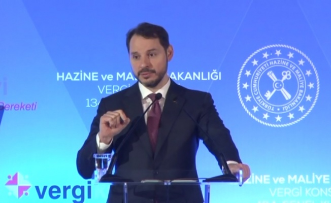 "O incecik zarflardan neler çıkıyor neler"