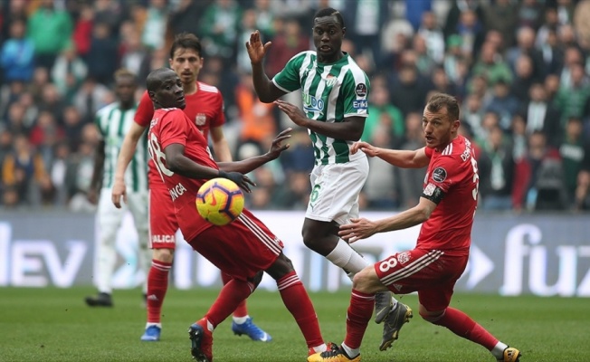 5 gollü maçın kazananı Bursaspor