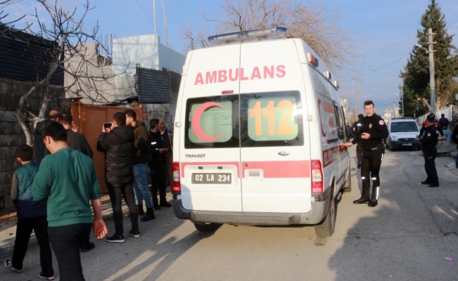 Adıyaman’da okul önünde sopalı bıçaklı kavga: 3 yaralı