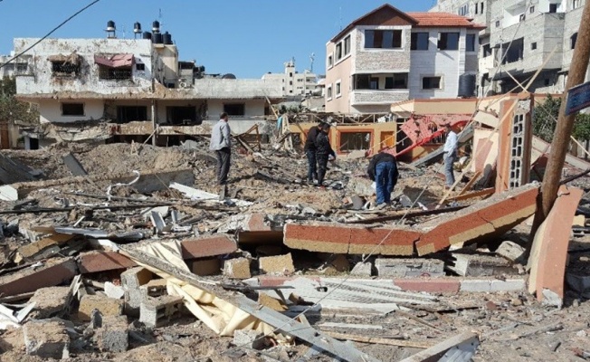 Bombalanan Hamas liderinin ofisinin enkazı görüntülendi