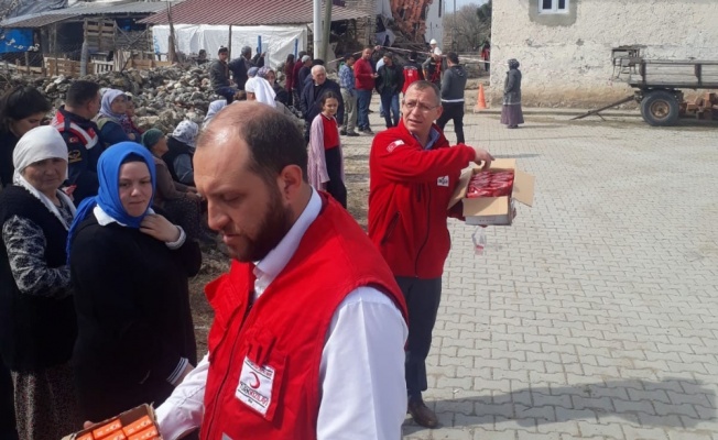 Deprem bölgesinde yaralar sarılmaya başlandı