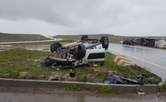 Diyarbakır’da trafik kazası: 3 yaralı