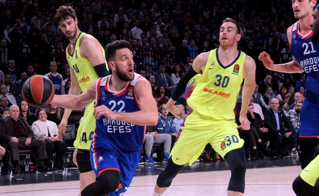 Euroleague’de Türk takımları 3’te 1 yaptı