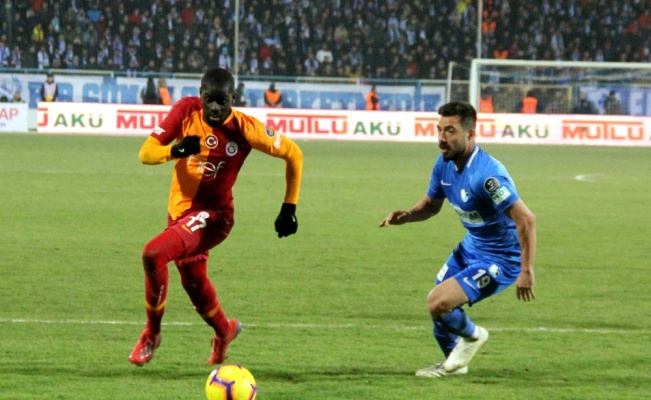 Galatasaray Başakşehir’in 8 puan gerisine düştü