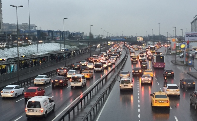 İstanbul’un araç sayısı ve nüfusunda paralel artış