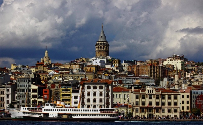 İtalyanlar Galata için Türkiye’de