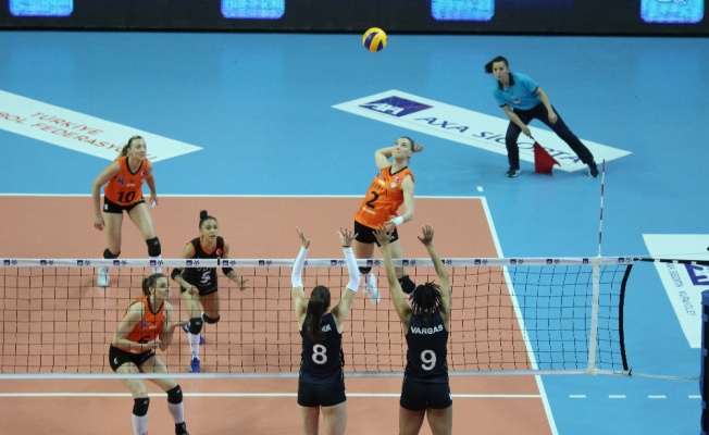 Kupa Volley’de şampiyon Eczacıbaşı VitrA