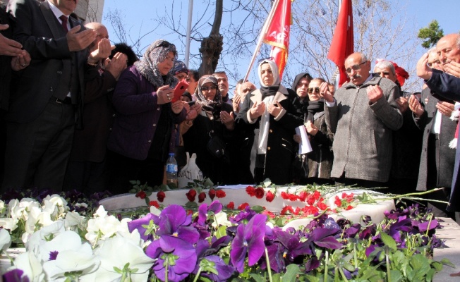 Muhsin Yazıcıoğlu ölümünün 10. yılında kabri başında anıldı