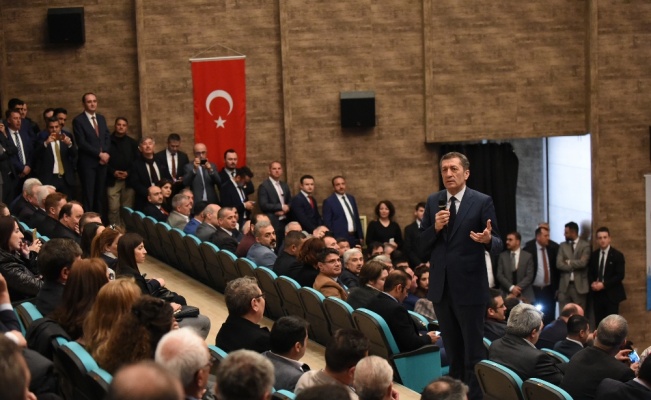 "Öğrencilere iş garantisi ve maaş vereceğiz"