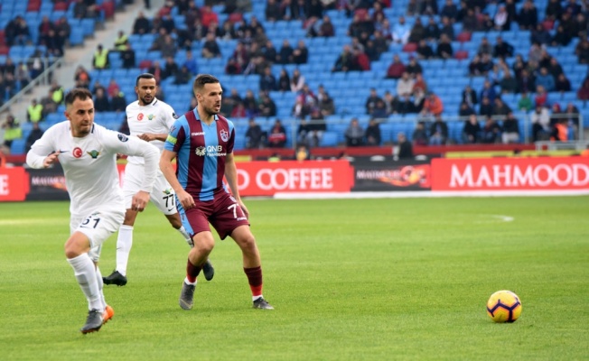 Trabzonspor evinde galip geldi