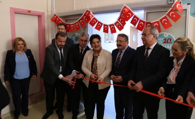 Türkiye'nin ilk çocuk obezite merkezi İzmir'de açıldı