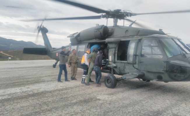 9 aylık bebeğin imdadına askeri helikopter yetişti