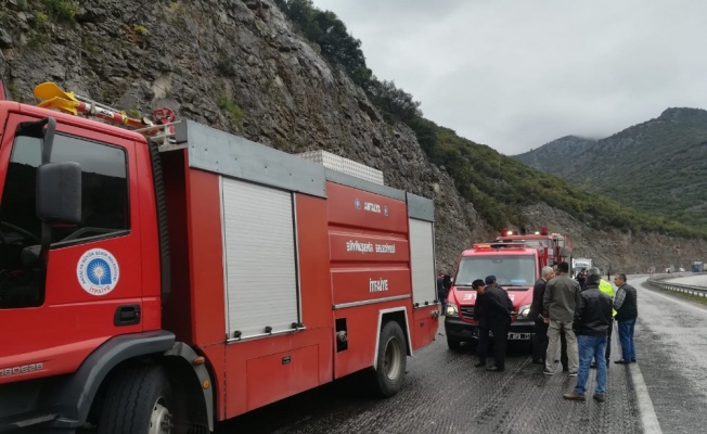 Antalya’da feci kaza: 3 ölü, 14 yaralı