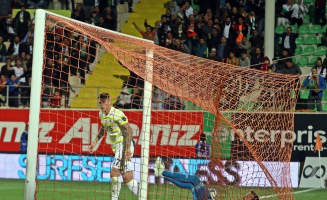 Aytemiz Alanyaspor  Fenerbahçe’yi ilk kez devirdi